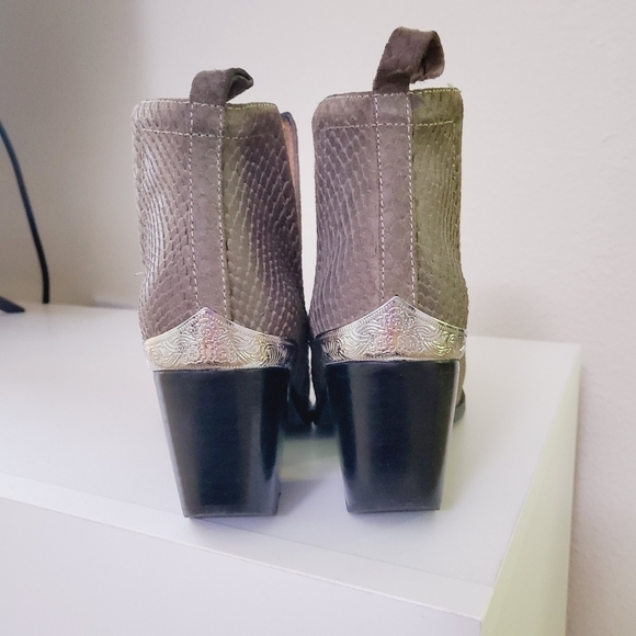 Jeffrey Campbell | Cromwell Boot - Picture 4 of 8